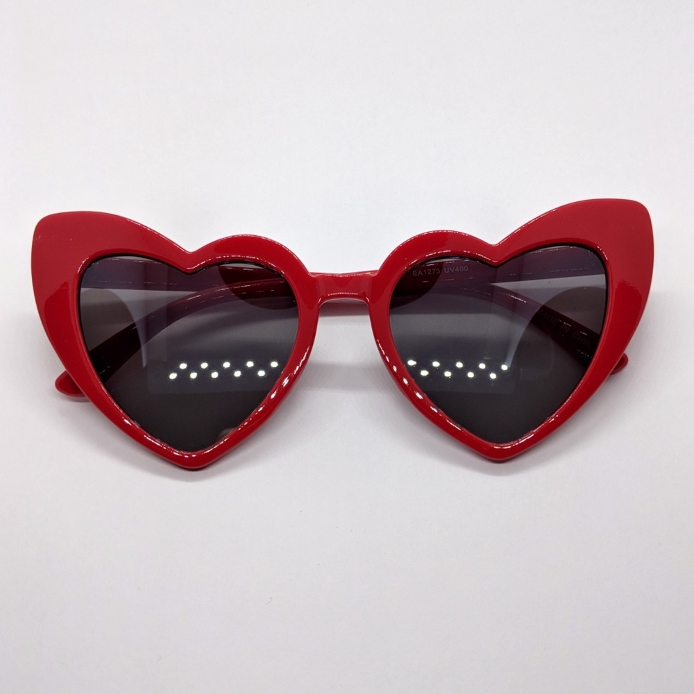 New Heart CatEye Retro Glam Sunnies